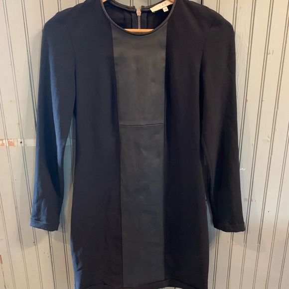 Iro dress - Picture 4 of 6